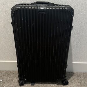 RIMOWA Matte Black aluminum Luggage Large
